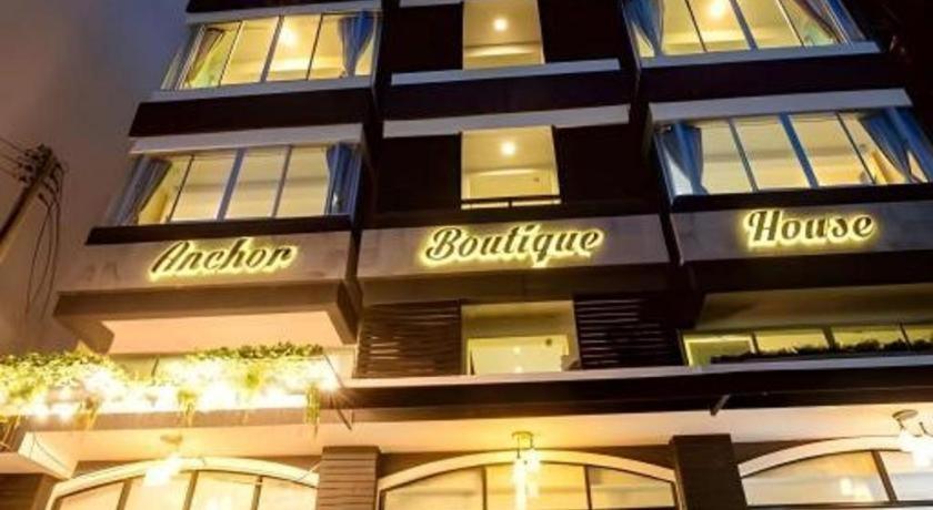 Anchor Boutique House Hotel Patong Kültér fotó